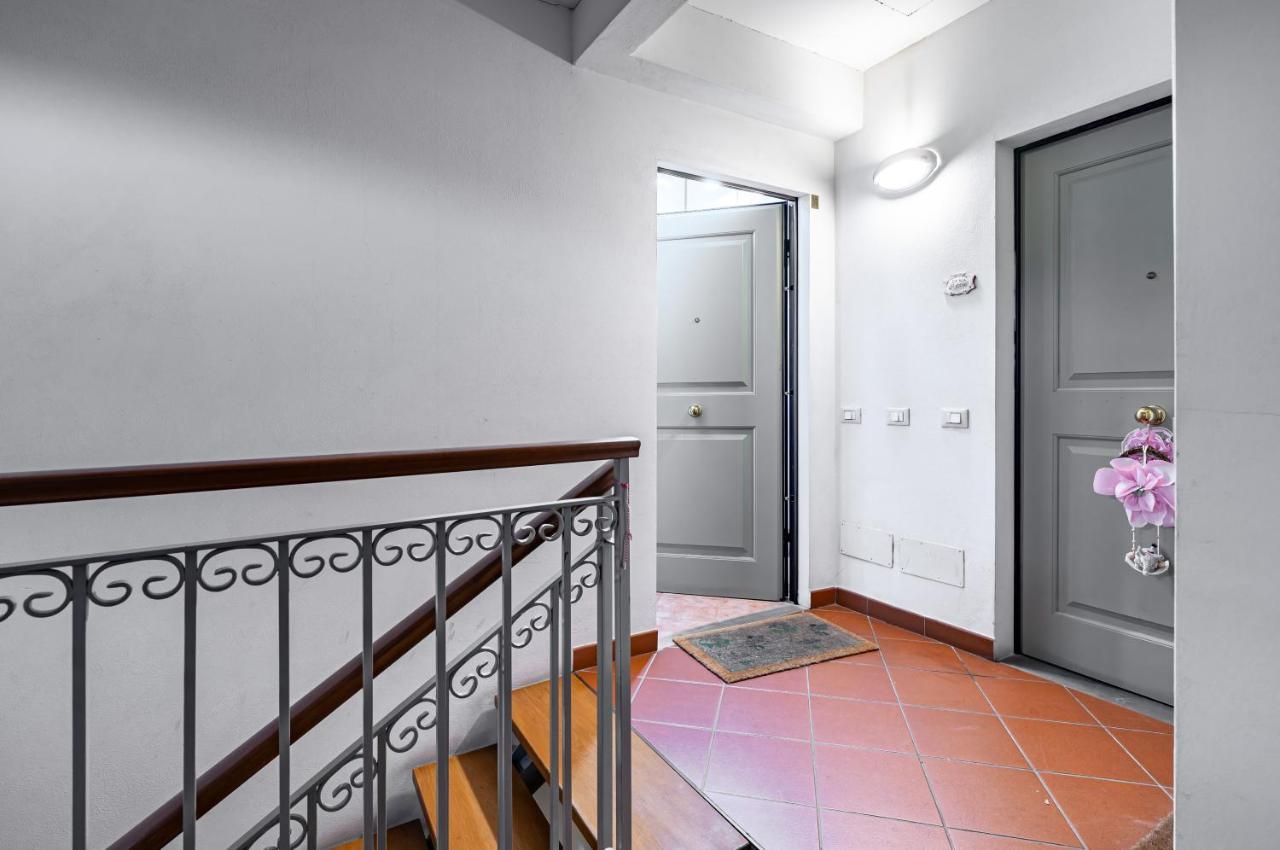 Arno River Quiet Apartment Флоренція Екстер'єр фото